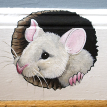 The mouse detail.